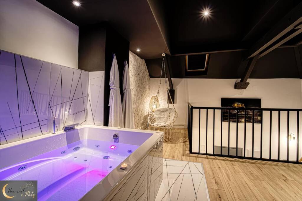 Le Loft Spa Au Coeur De Metz Exteriör bild
